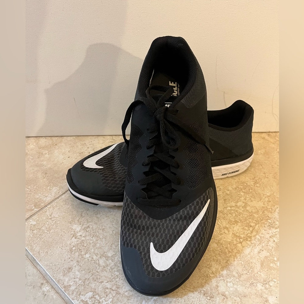 Nike Fitsole Lite 3 Women’s Size 10 Shoes